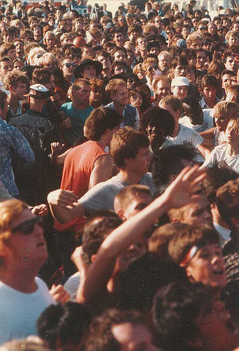 3303857_a46bba2581_z (1)