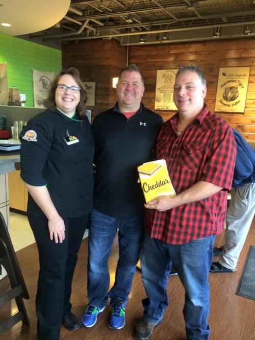 12049180_1677427275831722_2126824361841716625_n