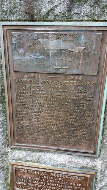 15853253979_a3a6774951_z